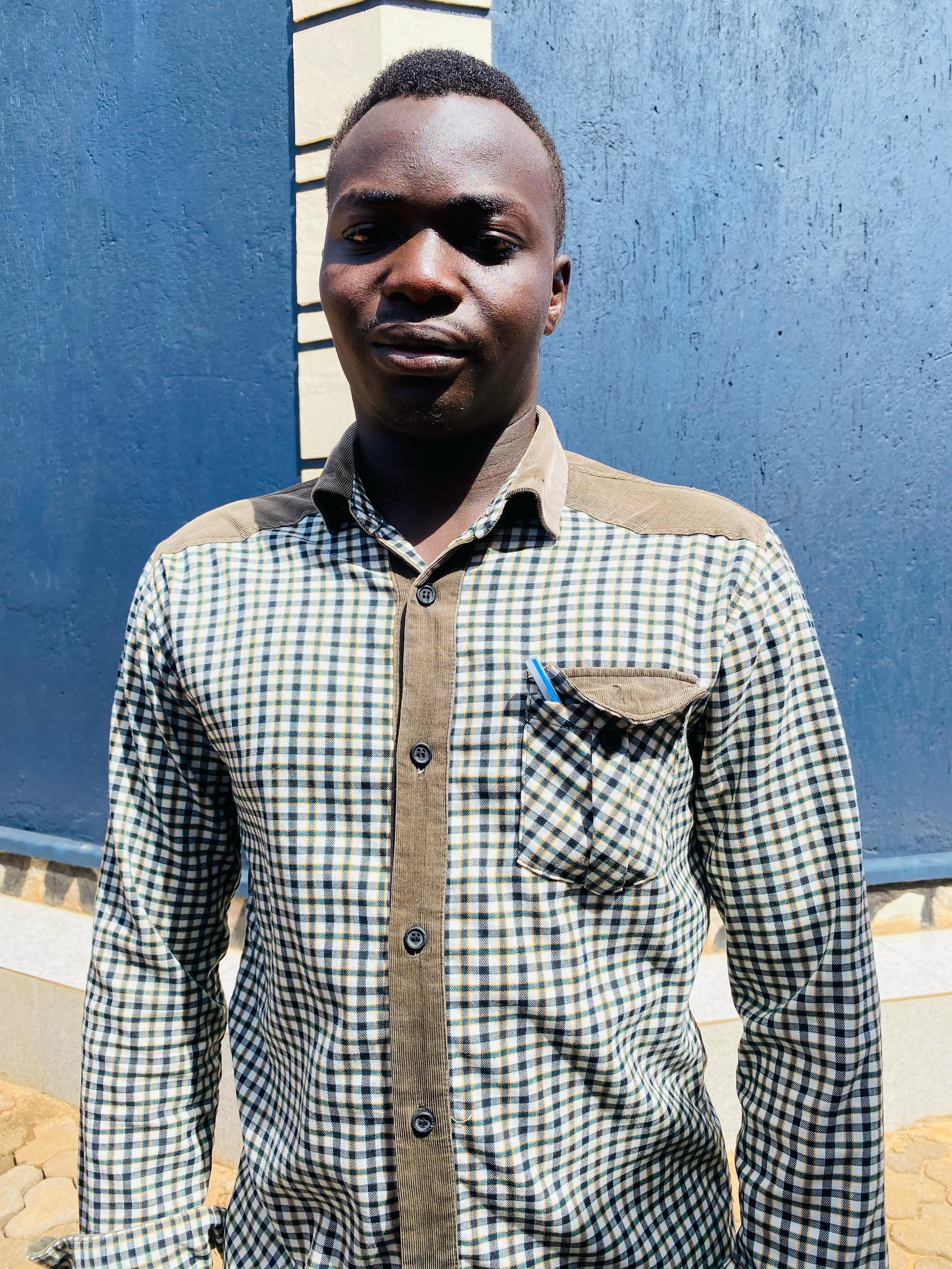 Patrick Seggujja | Carpentry Service at Kweeza Cleaning